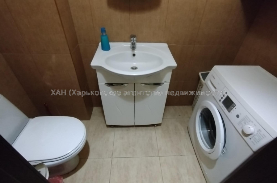 Здам квартиру, Непокоренных ул. , 38Б , 4 кім., 166.70 м², капитальный ремонт 