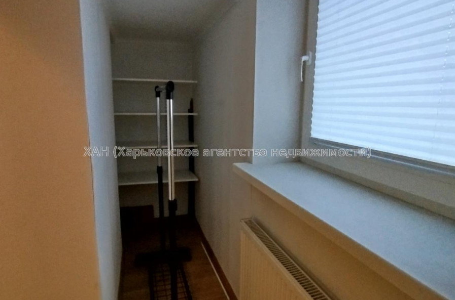 Здам квартиру, Непокоренных ул. , 38Б , 4 кім., 166.70 м², капитальный ремонт 