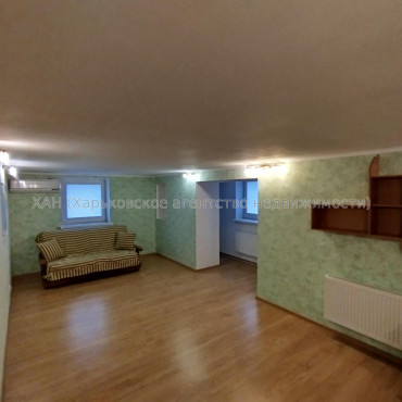 Сдам квартиру, Непокоренных ул. , 38Б , 4  ком., 166.70 м², капитальный ремонт 