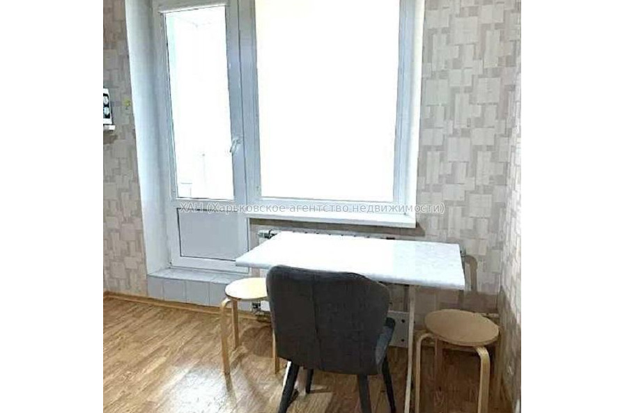 Продам квартиру, Европейская ул. , 1  ком., 37 м², косметический ремонт 