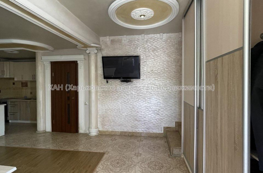 Продам будинок, Арсенальная ул. , 70 м², 2.50 соток, косметический ремонт 