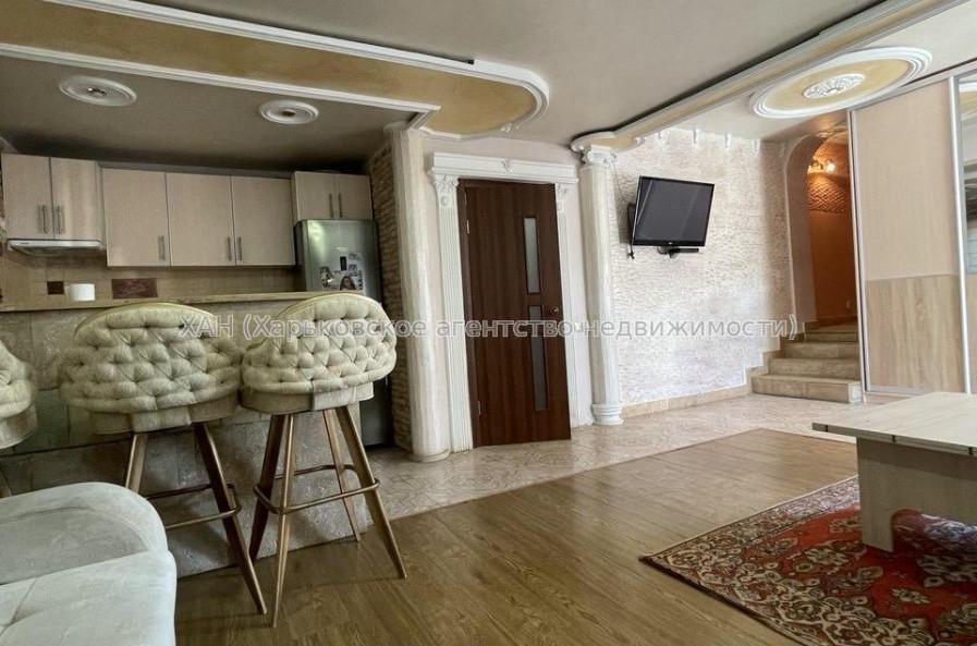 Продам будинок, Арсенальная ул. , 70 м², 2.50 соток, косметический ремонт 
