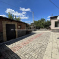 Продам будинок, Арсенальная ул. , 70 м², 2.50 соток, косметический ремонт 