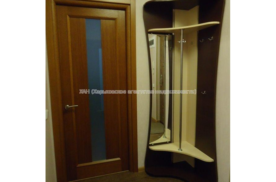 Продам квартиру, Аэрокосмический пр. , 1 кім., 46 м², капитальный ремонт 