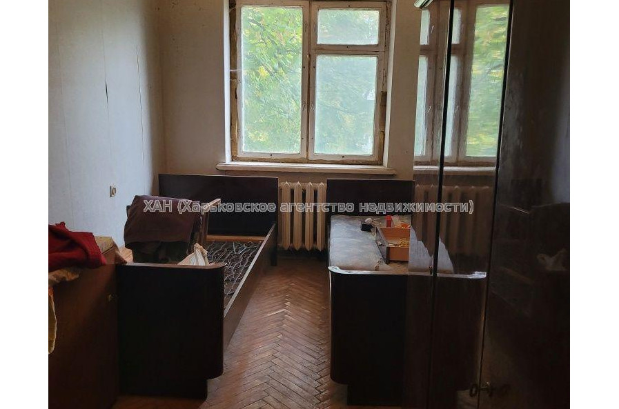 Продам квартиру, Отакара Яроша ул. , 15 , 2 кім., 42 м², советский ремонт 