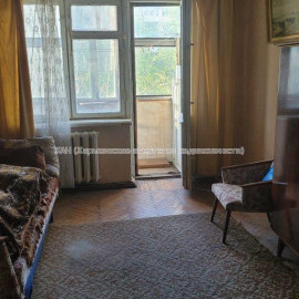Продам квартиру, Отакара Яроша ул. , 15 , 2 кім., 42 м², советский ремонт