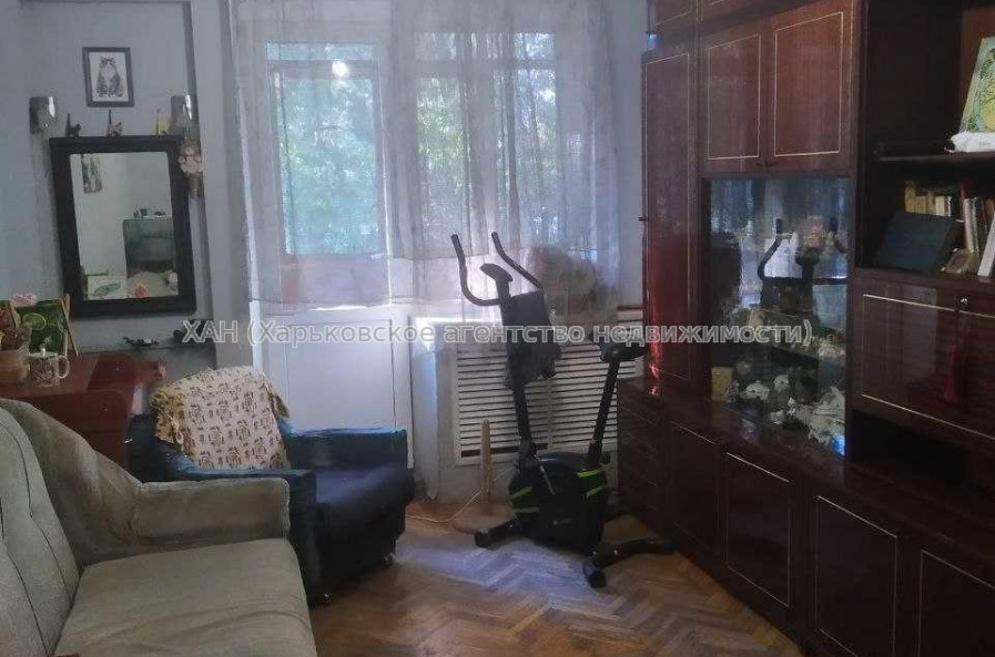 Продам квартиру, Деревянко ул. , 16 , 2 кім., 44 м², советский ремонт 