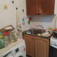 Продам квартиру, Деревянко ул. , 16 , 2 кім., 44 м², советский ремонт 
