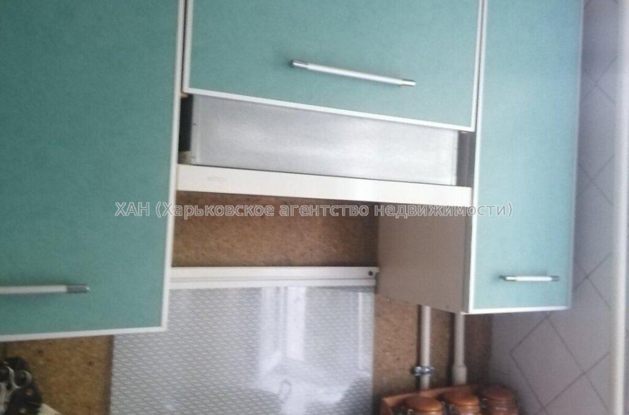 Продам квартиру, Познанская ул. , 2 кім., 46 м², косметический ремонт 
