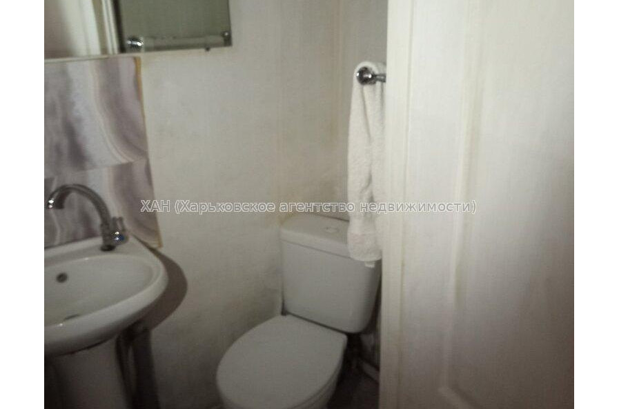 Продам квартиру, Ощепкова Андрея ул. , 1 кім., 18 м², косметический ремонт 