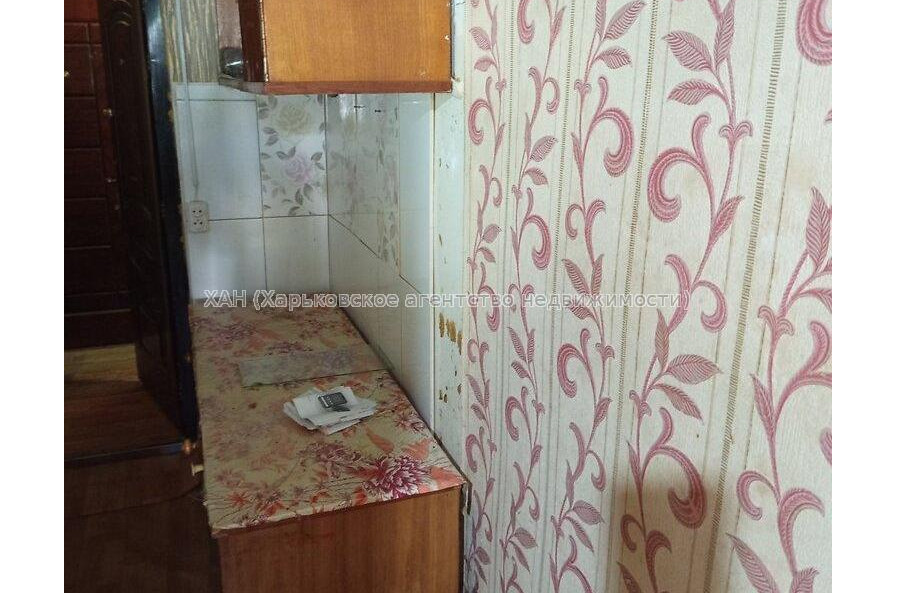 Продам квартиру, Ощепкова Андрея ул. , 1 кім., 18 м², косметический ремонт 