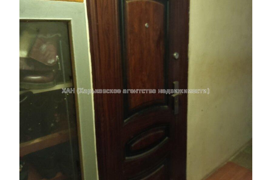 Продам квартиру, Ощепкова Андрея ул. , 1 кім., 18 м², косметический ремонт 