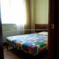 Продам квартиру, Малиновская ул. , 1  ком., 40 м², косметический ремонт 