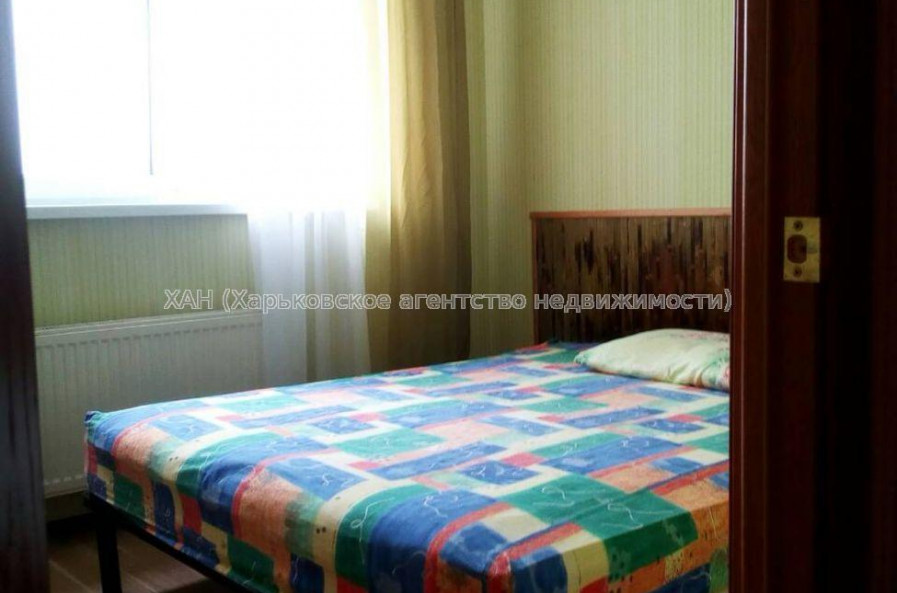 Продам квартиру, Малиновская ул. , 1  ком., 40 м², косметический ремонт 