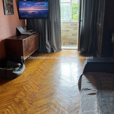 Продам квартиру, Петра Григоренко пр-т , 1 кім., 30.60 м², косметический ремонт 