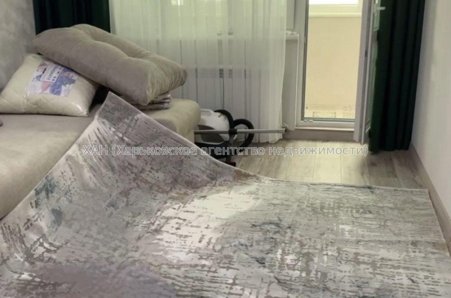 Продам квартиру, Тракторостроителей просп. , 124А , 2 кім., 54 м², евроремонт 