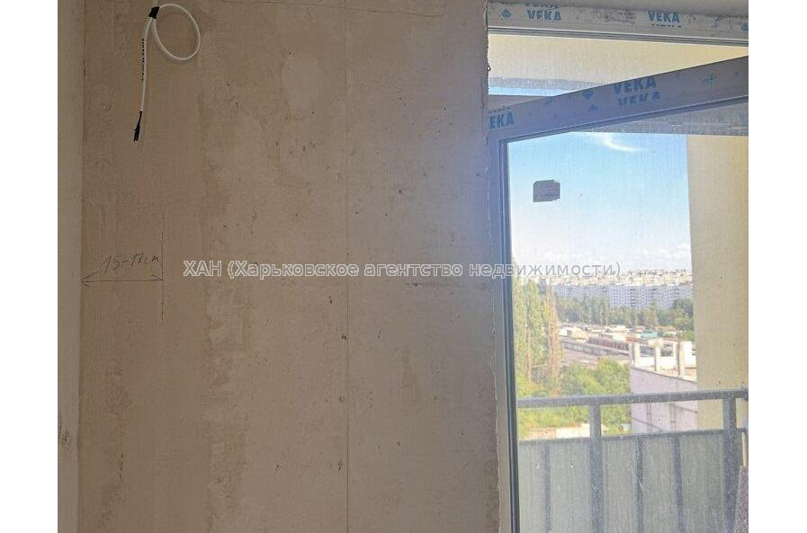 Продам квартиру, Гвардейцев Широнинцев ул. , 1  ком., 43.80 м², частичный ремонт 