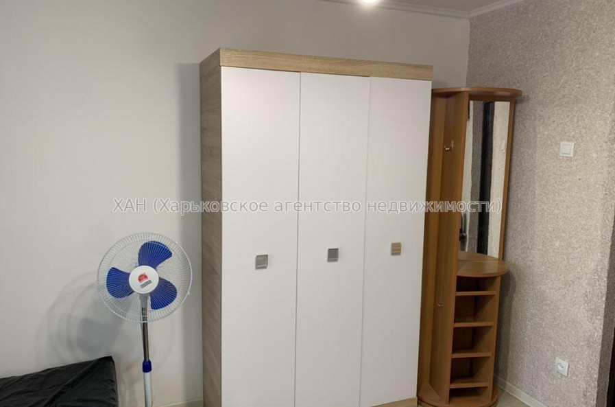 Продам квартиру, Селянская ул. , 1 кім., 19.50 м², косметический ремонт 