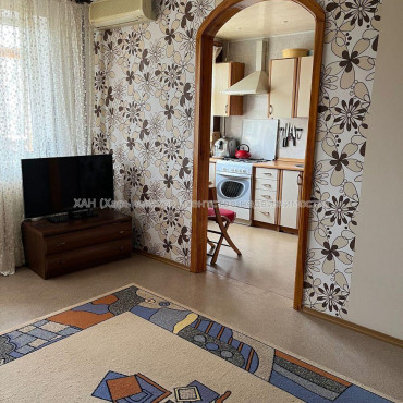 Продам квартиру, Тракторостроителей просп. , 2  ком., 48.60 м², капитальный ремонт 