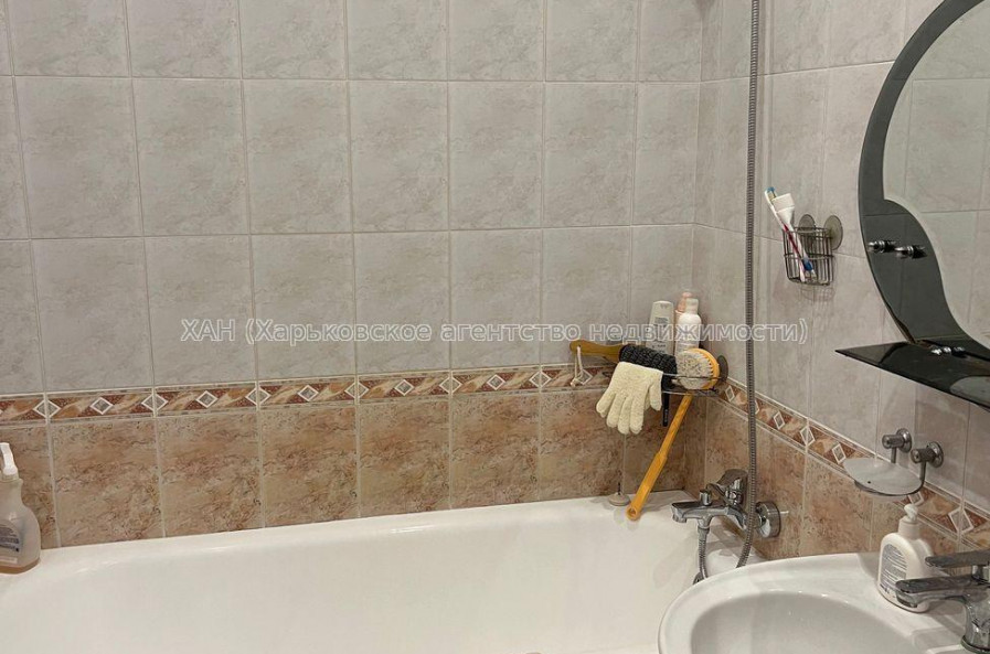 Продам квартиру, Тракторостроителей просп. , 2  ком., 48.60 м², капитальный ремонт 