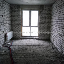 Продам квартиру, Рогатинская Левада ул. , 2 кім., 78.10 м², без внутренних работ