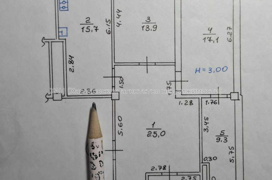 Продам квартиру, Александровский просп. , 2  ком., 86 м², советский ремонт 