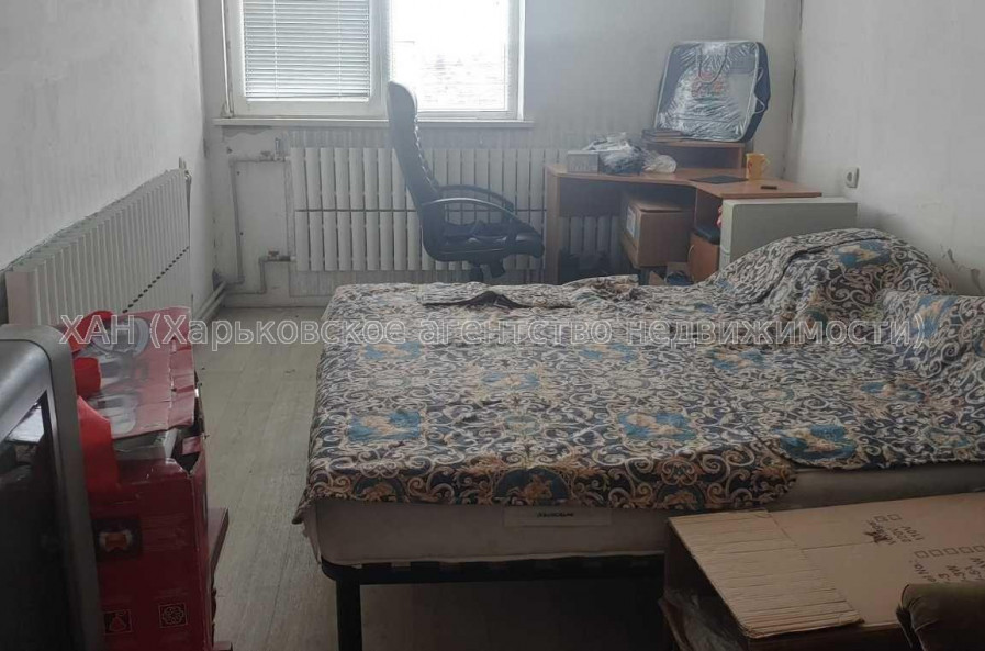 Продам квартиру, Александровский просп. , 2  ком., 86 м², советский ремонт 