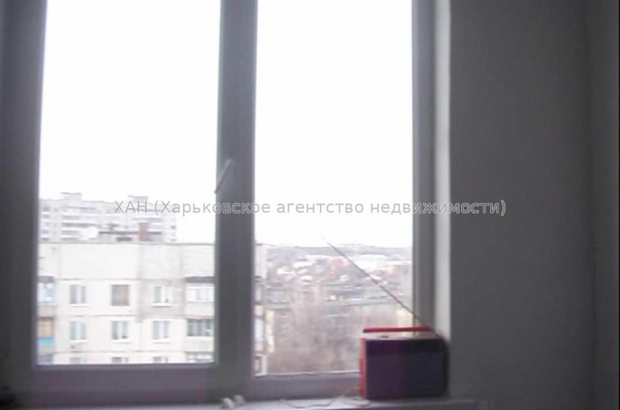 Продам квартиру, Александровский просп. , 2  ком., 86 м², советский ремонт 