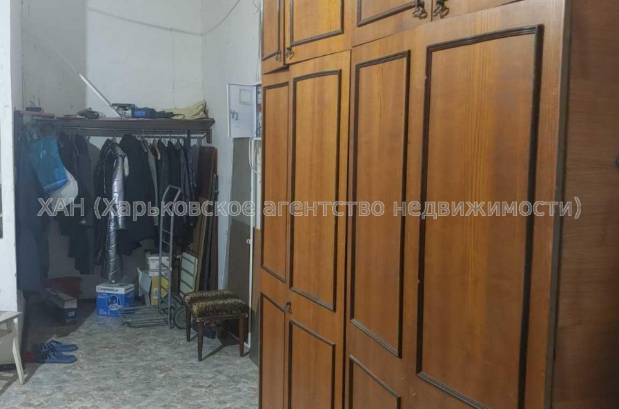 Продам квартиру, Александровский просп. , 2  ком., 86 м², советский ремонт 