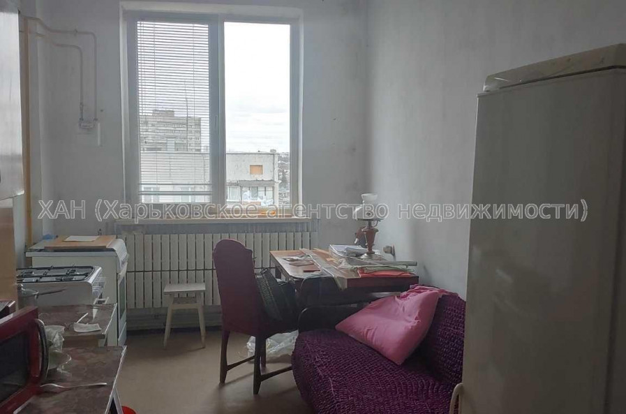 Продам квартиру, Александровский просп. , 2  ком., 86 м², советский ремонт 