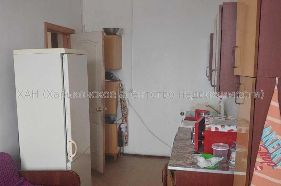 Продам квартиру, Александровский просп. , 2  ком., 86 м², советский ремонт 