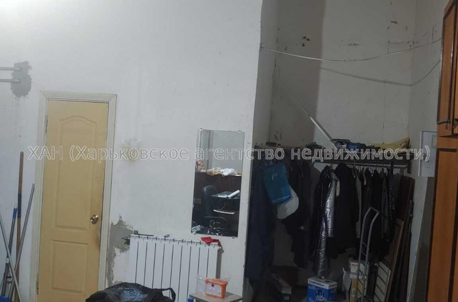 Продам квартиру, Александровский просп. , 2  ком., 86 м², советский ремонт 