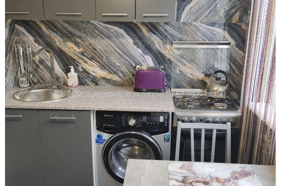 Продам квартиру, Бучмы ул. , 2  ком., 48 м², косметический ремонт 