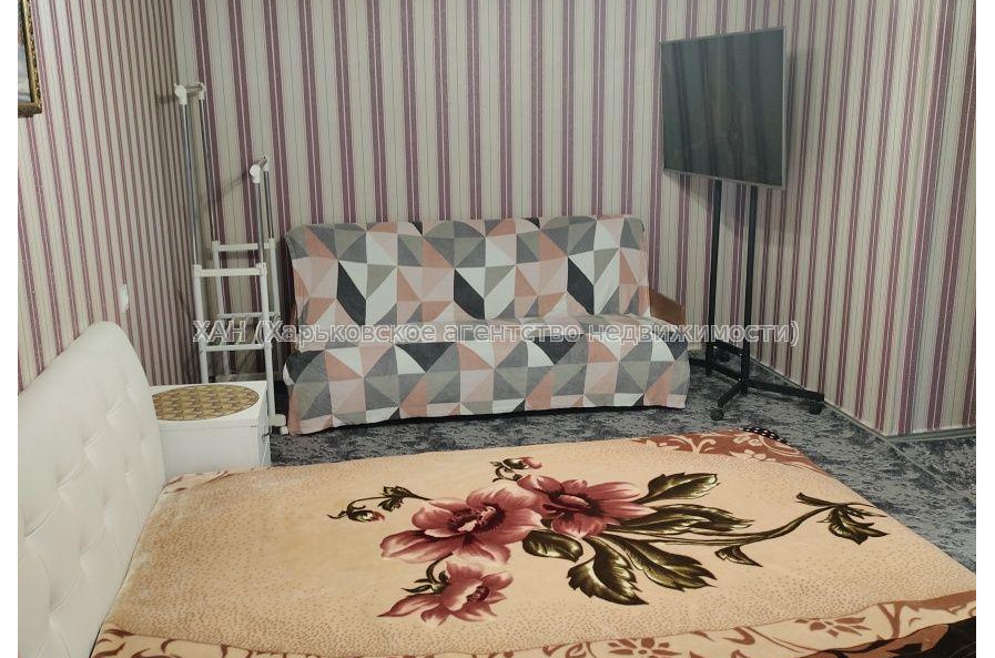Продам квартиру, Бучмы ул. , 2  ком., 48 м², косметический ремонт 