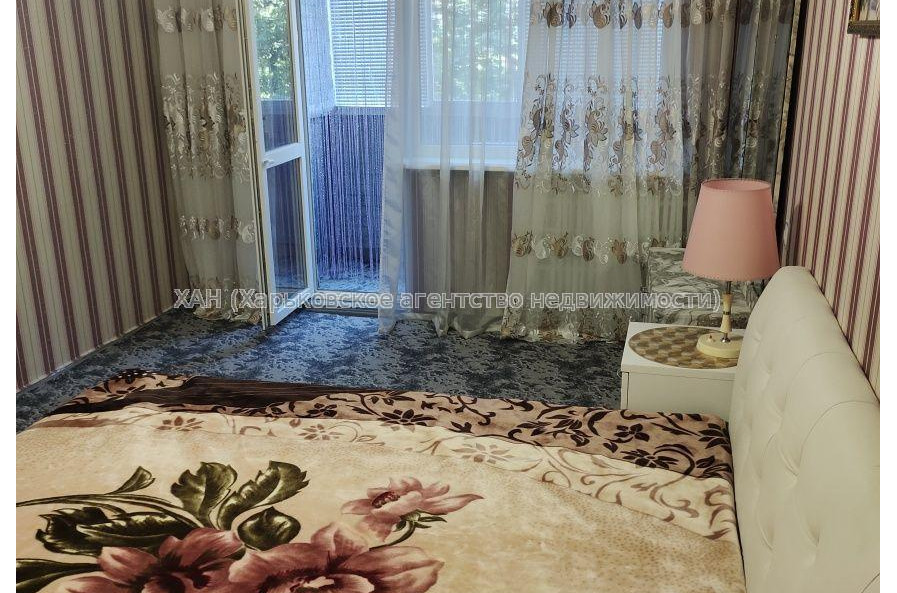 Продам квартиру, Бучмы ул. , 2  ком., 48 м², косметический ремонт 