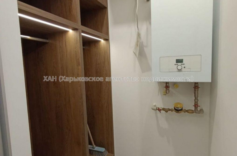 Продам квартиру, Гвардейцев Широнинцев ул. , 2 кім., 35.50 м², авторский дизайн 