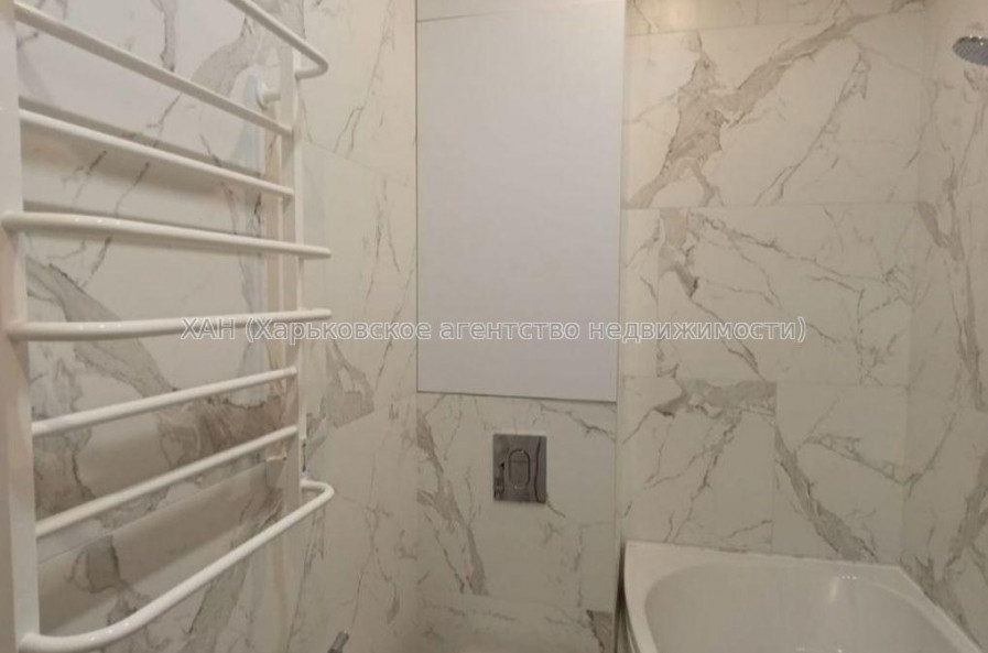 Продам квартиру, Гвардейцев Широнинцев ул. , 2 кім., 35.50 м², авторский дизайн 