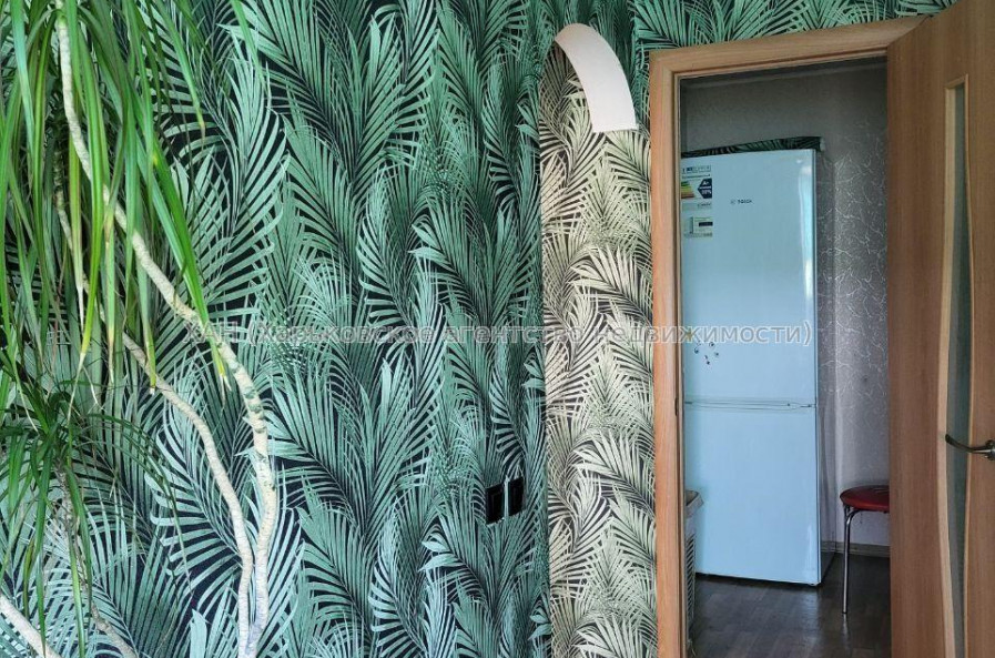Продам квартиру, Юрия Савчина ул. , 2 кім., 50 м², евроремонт 