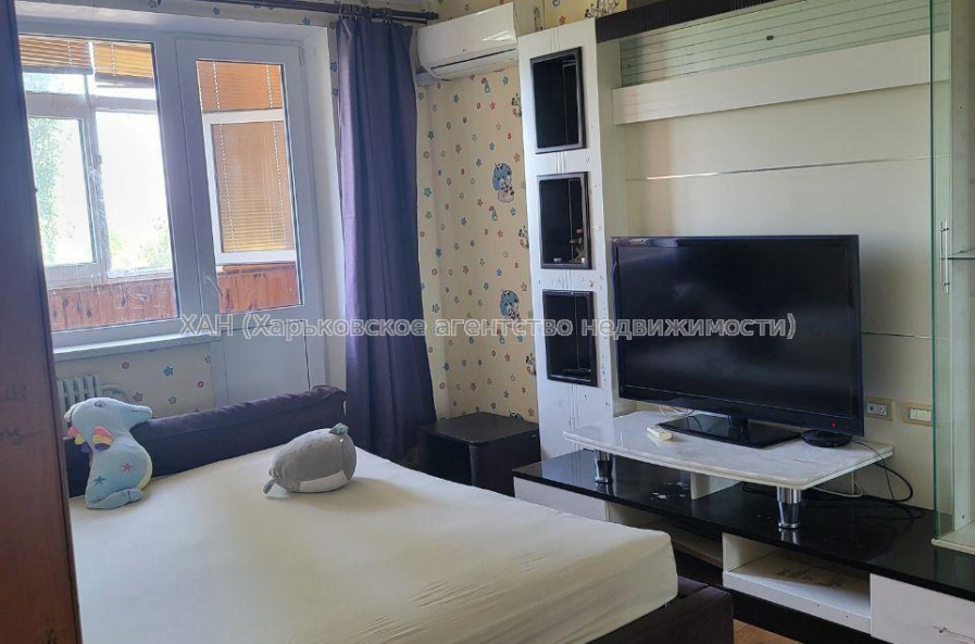 Продам квартиру, Юрия Савчина ул. , 2 кім., 50 м², евроремонт 
