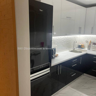 Продам квартиру, Шишковская ул. , 3  ком., 67 м², евроремонт 