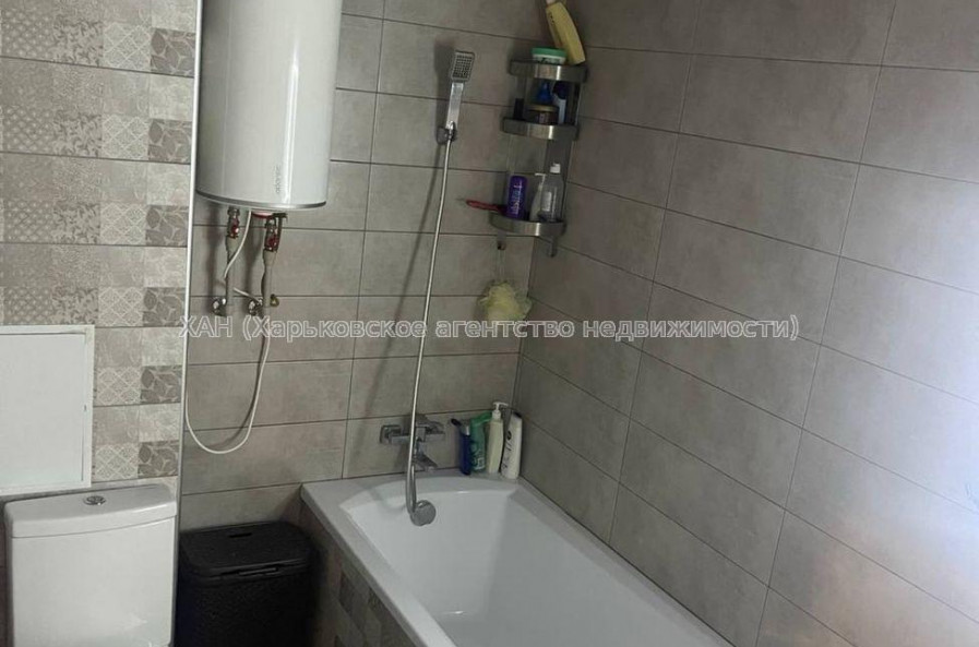Продам квартиру, Шишковская ул. , 3 кім., 67 м², евроремонт 