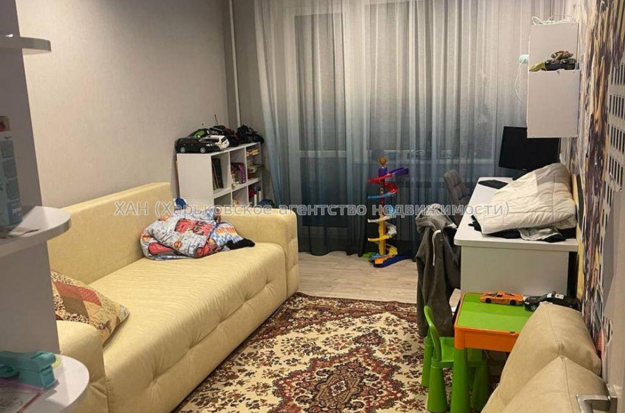 Продам квартиру, Шишковская ул. , 3 кім., 67 м², евроремонт 