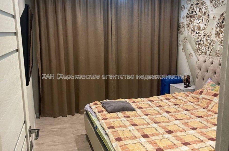 Продам квартиру, Шишковская ул. , 3 кім., 67 м², евроремонт 