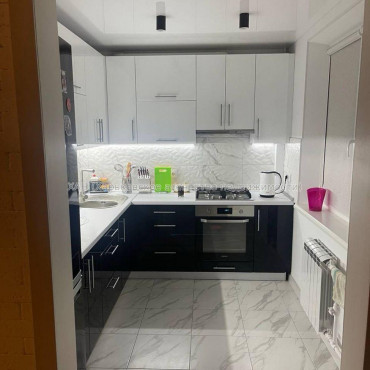 Продам квартиру, Шишковская ул. , 3  ком., 67 м², евроремонт 