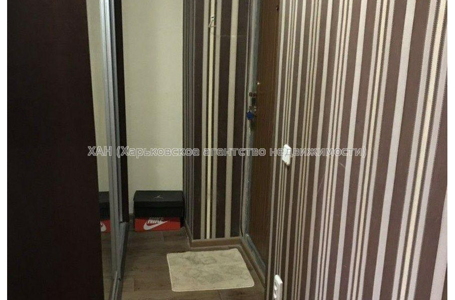 Продам квартиру, Непокоренных ул. , 1 кім., 33 м², советский ремонт 