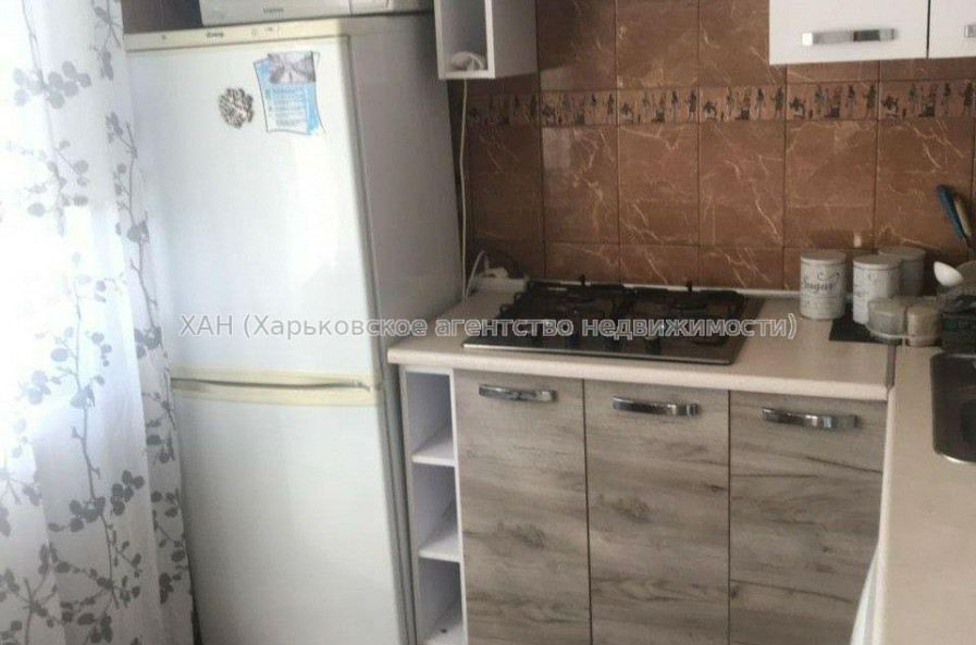 Продам квартиру, Непокоренных ул. , 1 кім., 33 м², советский ремонт 
