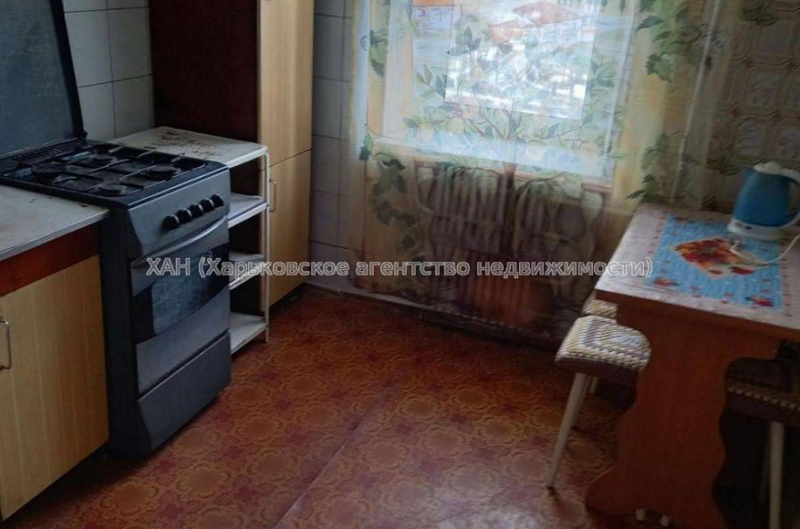 Продам квартиру, Набережный въезд , 2  ком., 50 м², советский ремонт 
