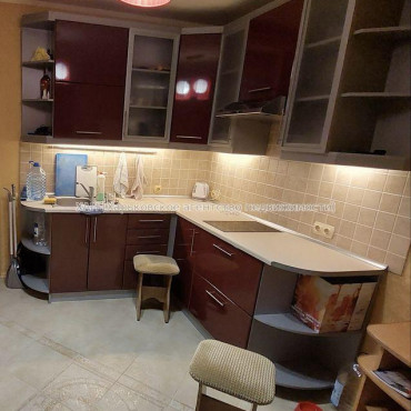 Продам квартиру, Каменярский въезд , 1  ком., 50.10 м², косметический ремонт 