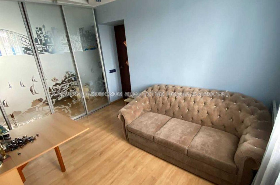 Продам квартиру, Культуры ул. , 2 кім., 51.60 м², советский ремонт 