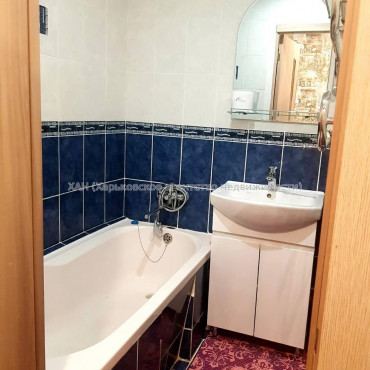 Продам квартиру, Академика Павлова ул. , 162 , 2 кім., 45 м², евроремонт 